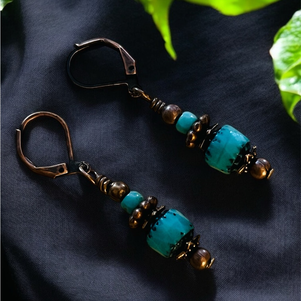 New Gorgeous Turquoise Colored Czech Glass Cathedral Bead Earrings 13$